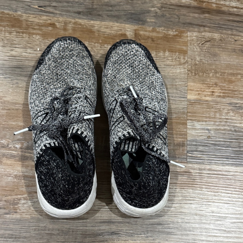 New Balance Black and Gray Athletic Shoes